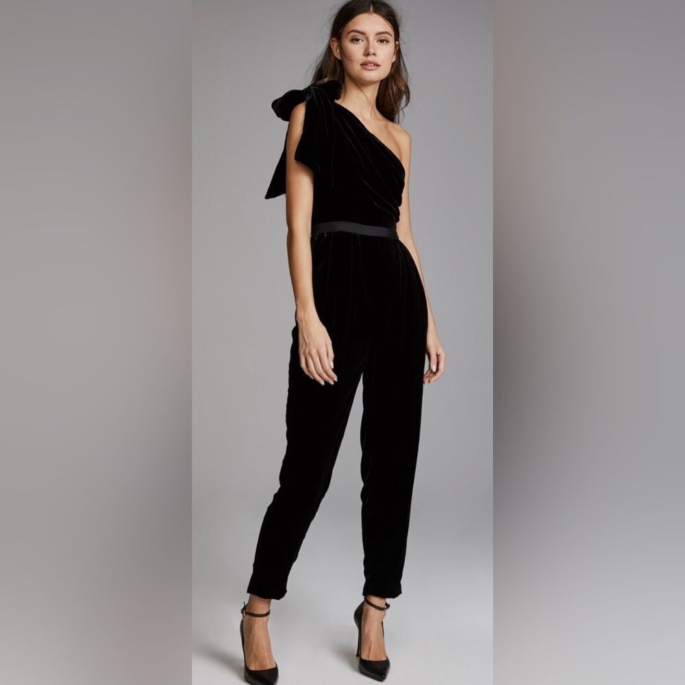 Ulla Johnson Chic Black Velvet One-Shoulder Jumpsuit, US2